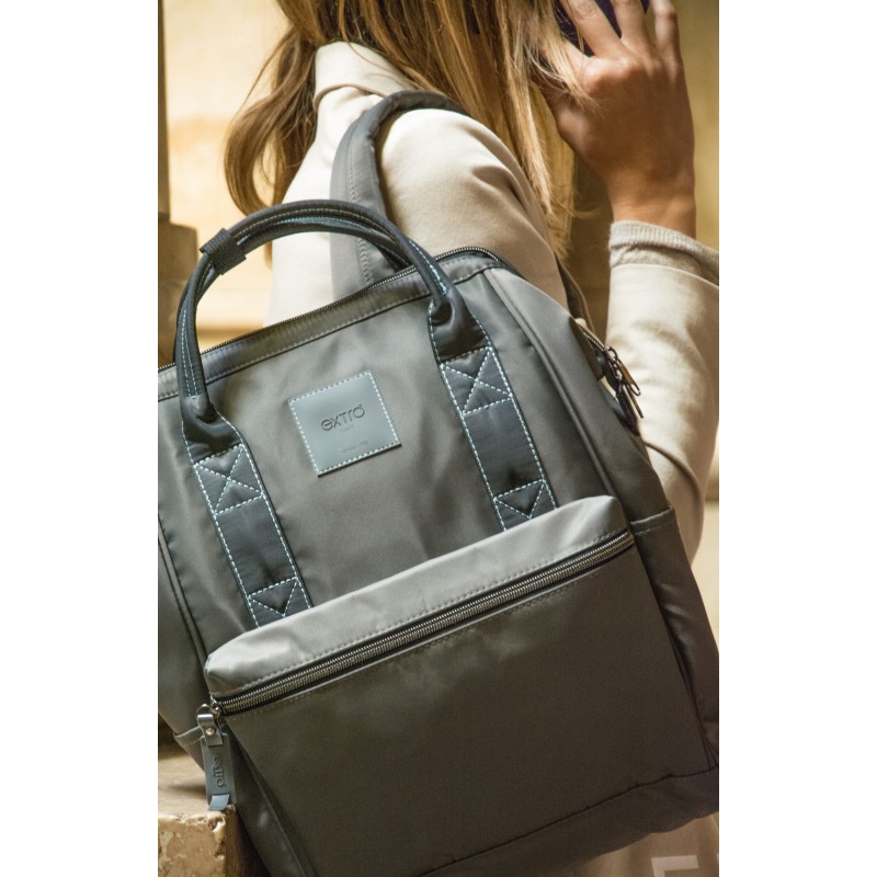 Borsa Zaino Grigio Cuciture Azzurre Metropolitan Collection 20 lt